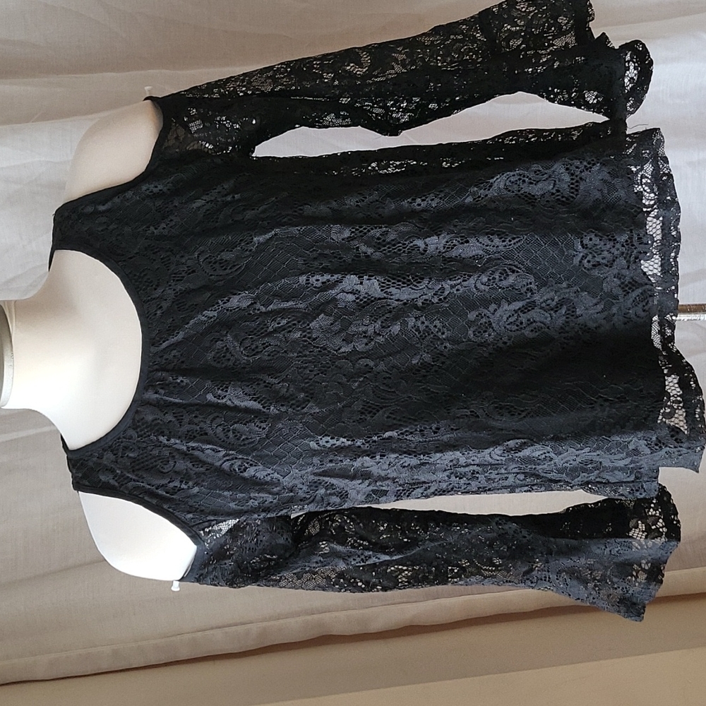 Hollister Laced Top Lined Size M Black Cold Shoulder NWOT